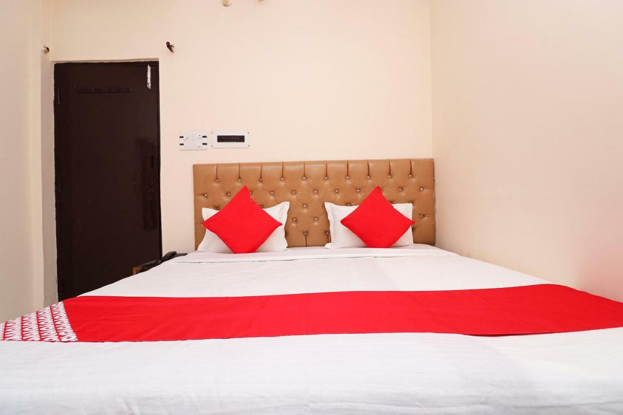 Oyo 30288 Hotel Moon Palace Лакхнау Екстер'єр фото